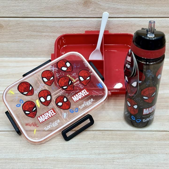 Smiggle Marvel Bento Bpa 1400Ml Free 3 partition lunch box