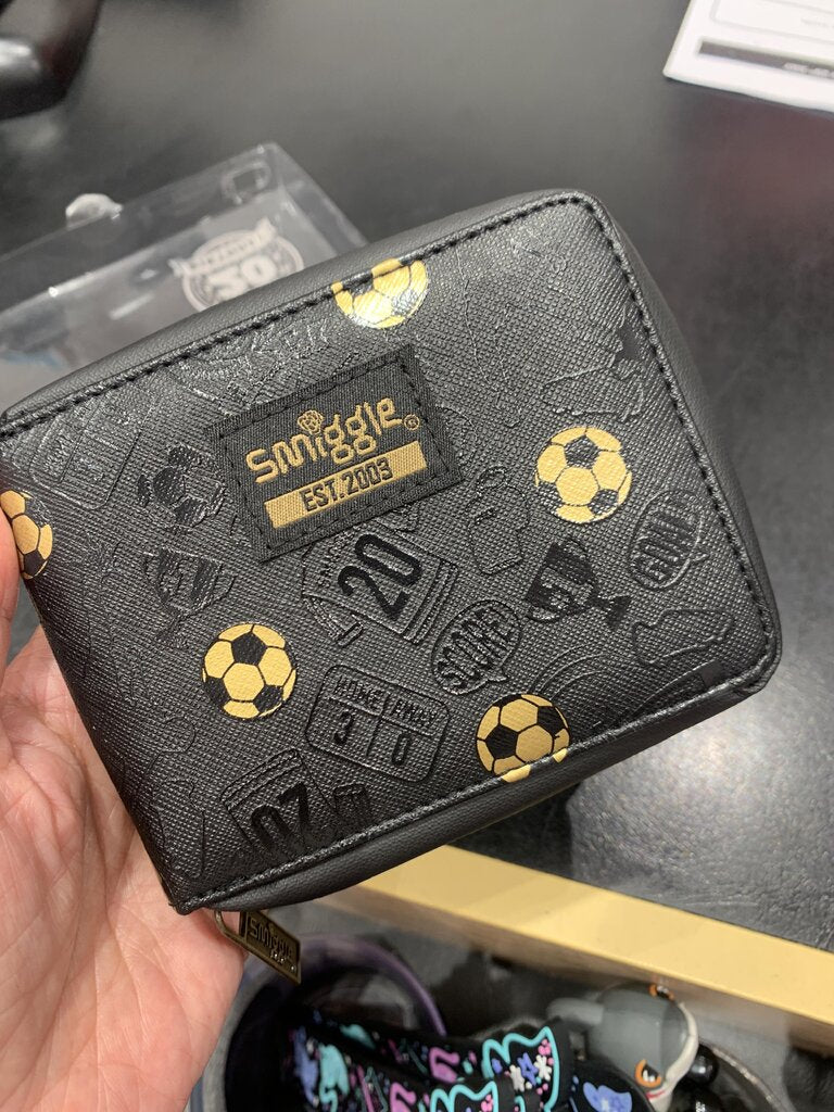 Smiggle Goldxblack football wallet