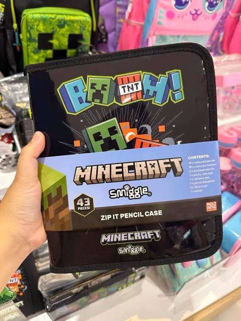 Smiggle MineCraft Stationary Set 43 Pieces